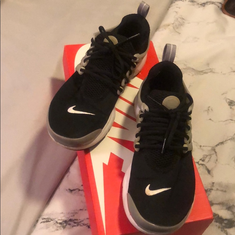 Nike Prestos